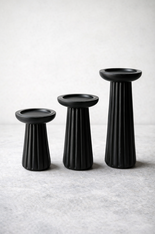 Obsidian Rise – Wooden Candle Holder Set